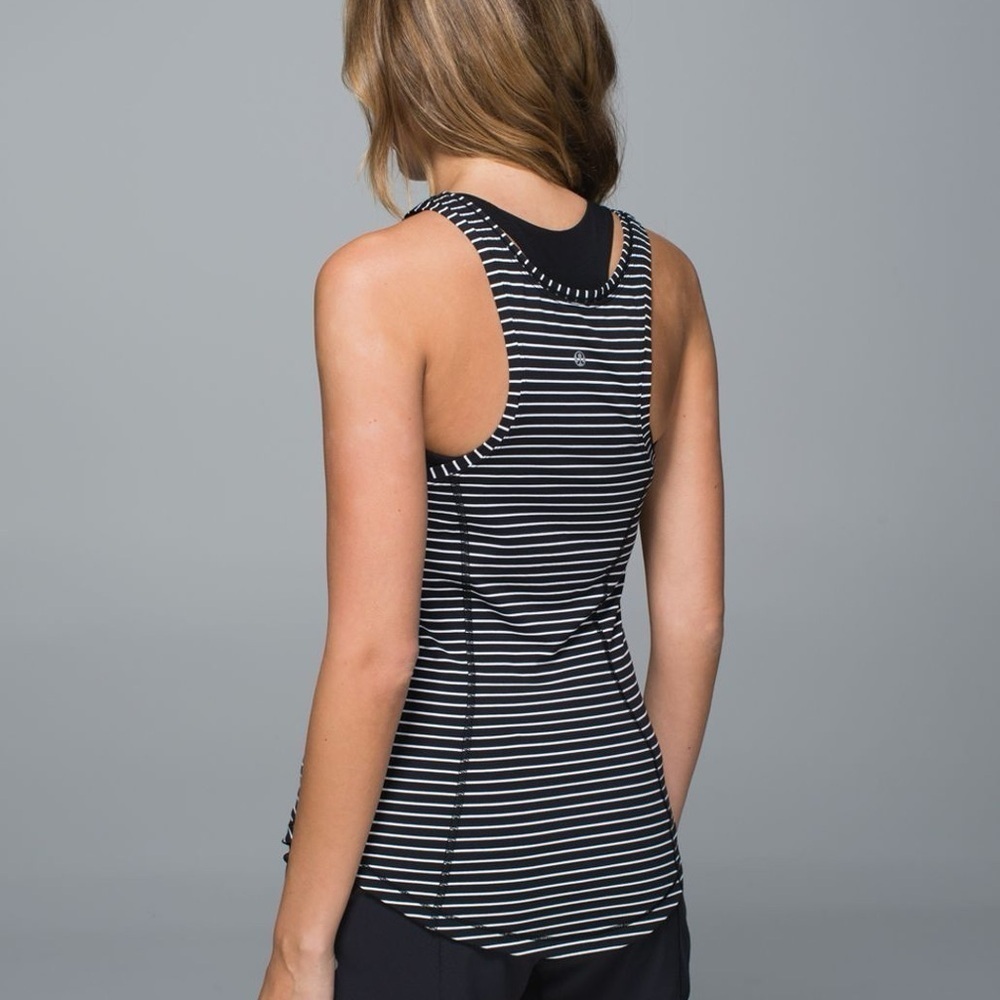 Lululemon Think Fast Tank
Parallel Stripe Black White